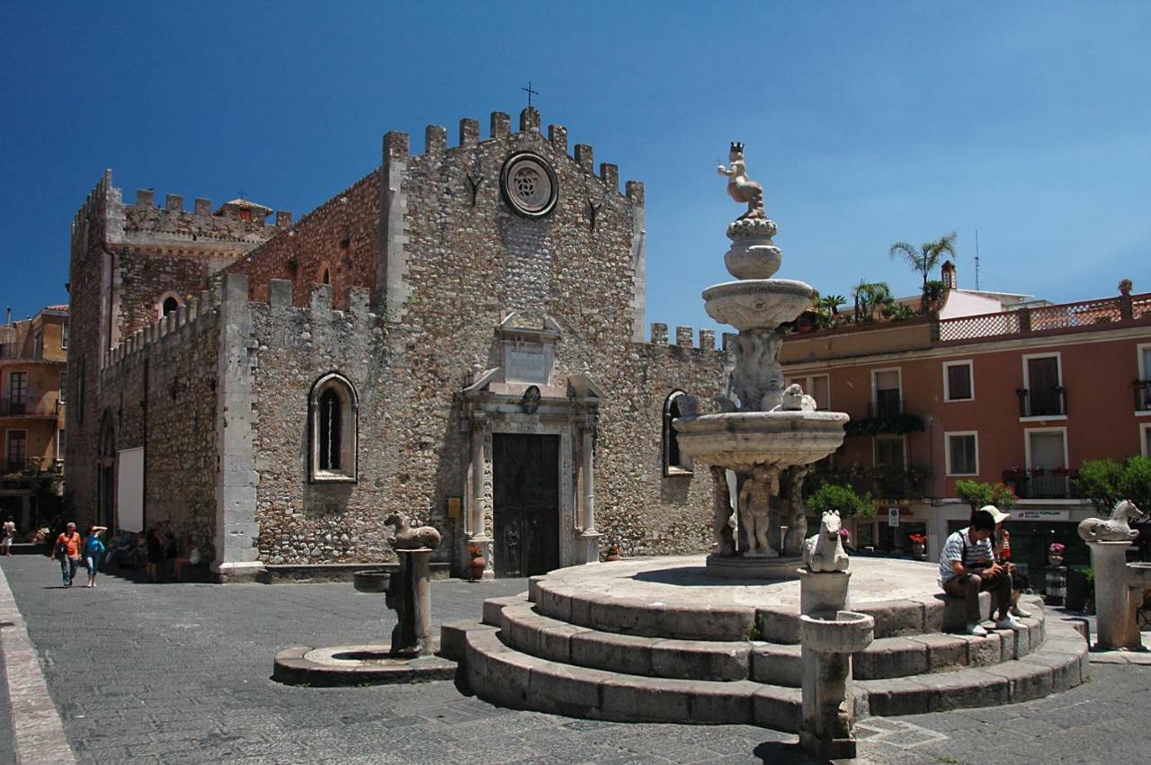 Ferienwohnung Beautiful Taormina Exterior foto