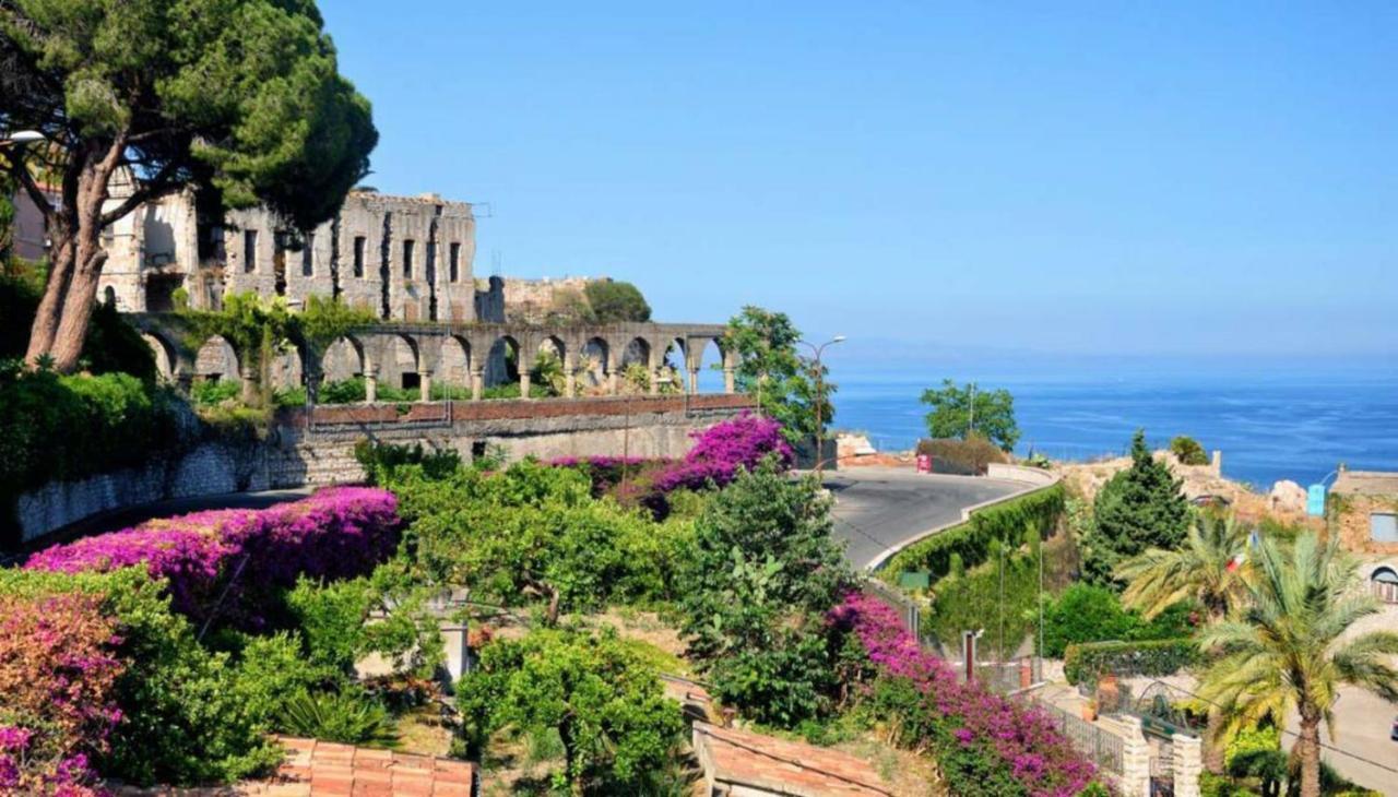 Ferienwohnung Beautiful Taormina Exterior foto