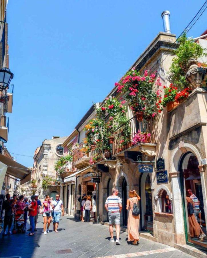 Ferienwohnung Beautiful Taormina Exterior foto